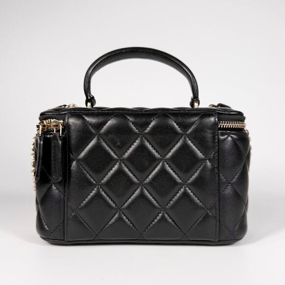 Chanel Quilted Lambskin Top Handle Vanity Case On Chain - Picture 4 of 12